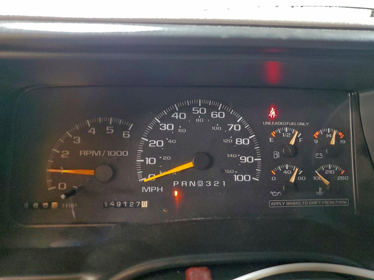 1997 GMC SUBURBAN K1500 photo 9