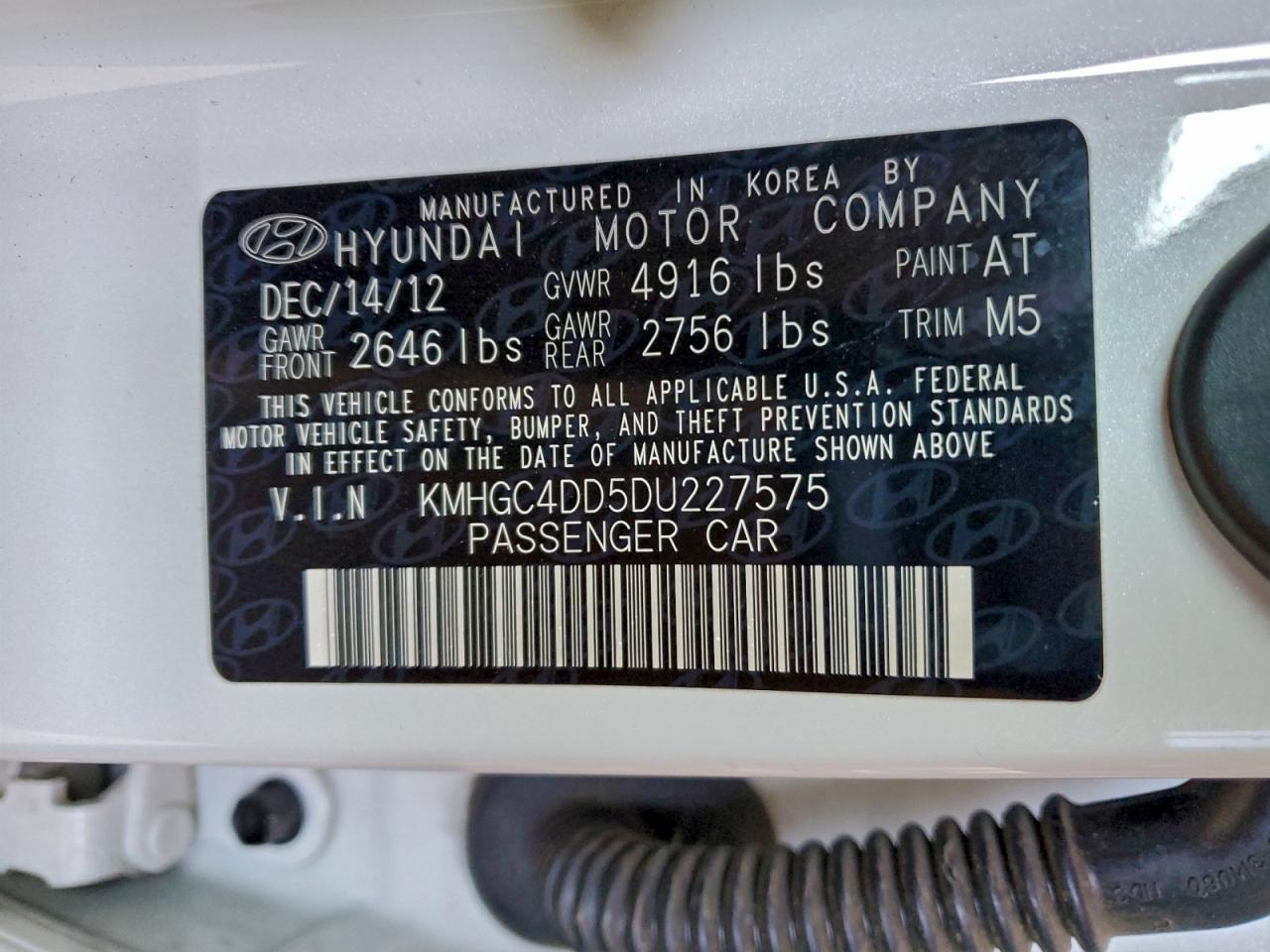 2013 HYUNDAI GENESIS 3.8L photo 12