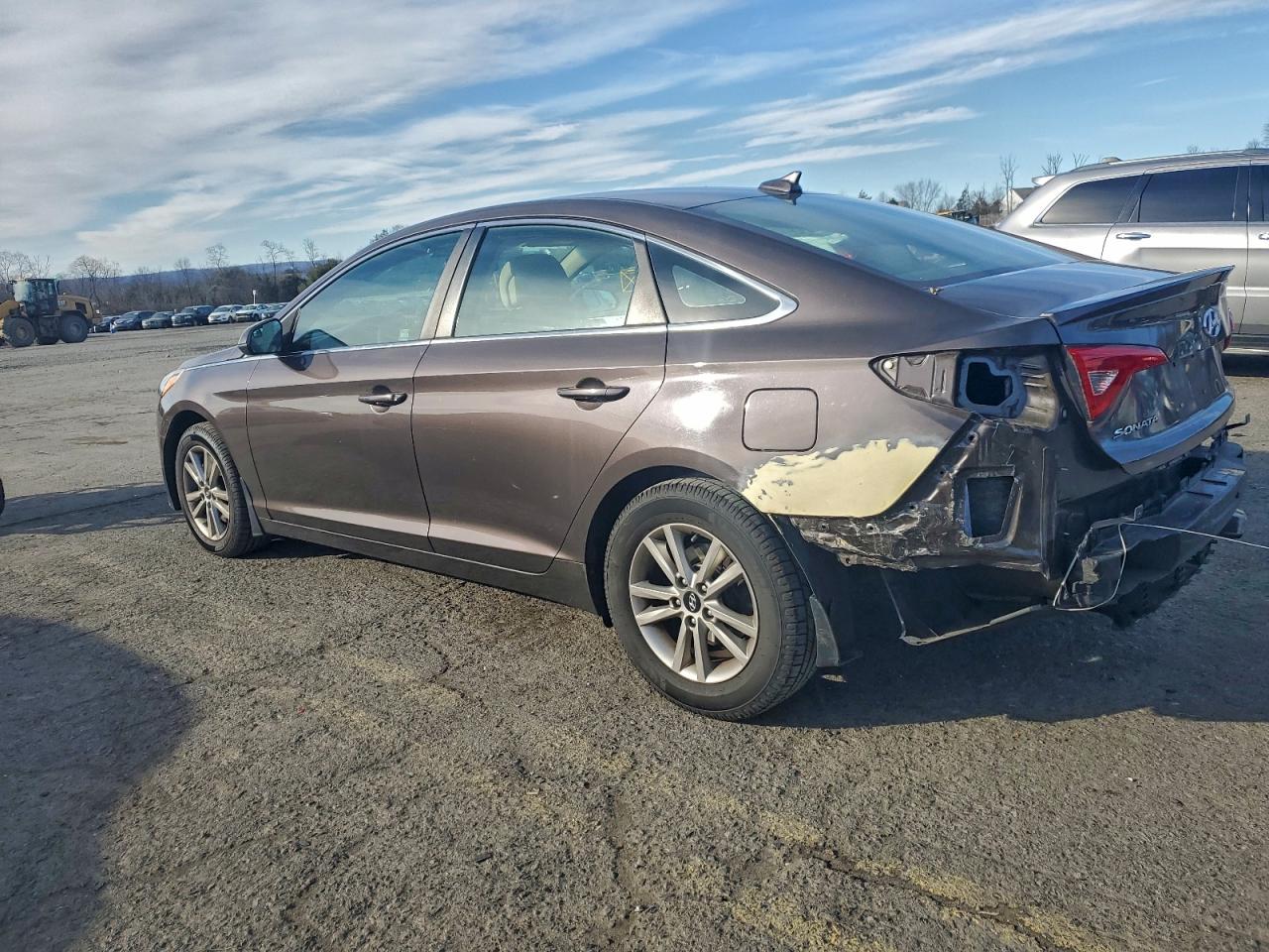 2017 HYUNDAI SONATA SE photo 2