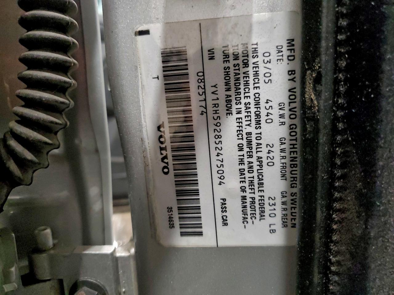 2005 VOLVO S60 2.5T photo 12