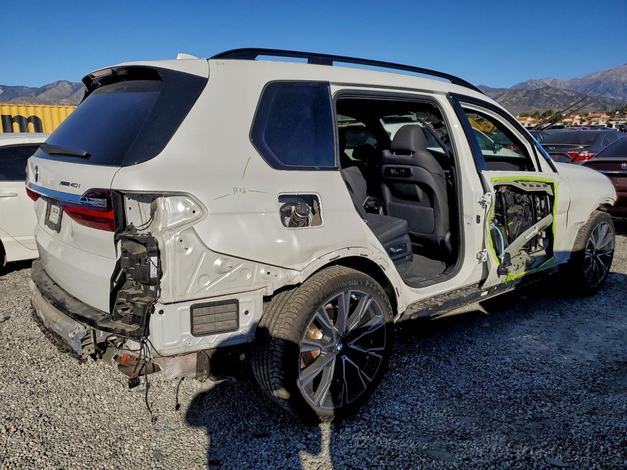2022 BMW X7 XDRIVE40I photo 3