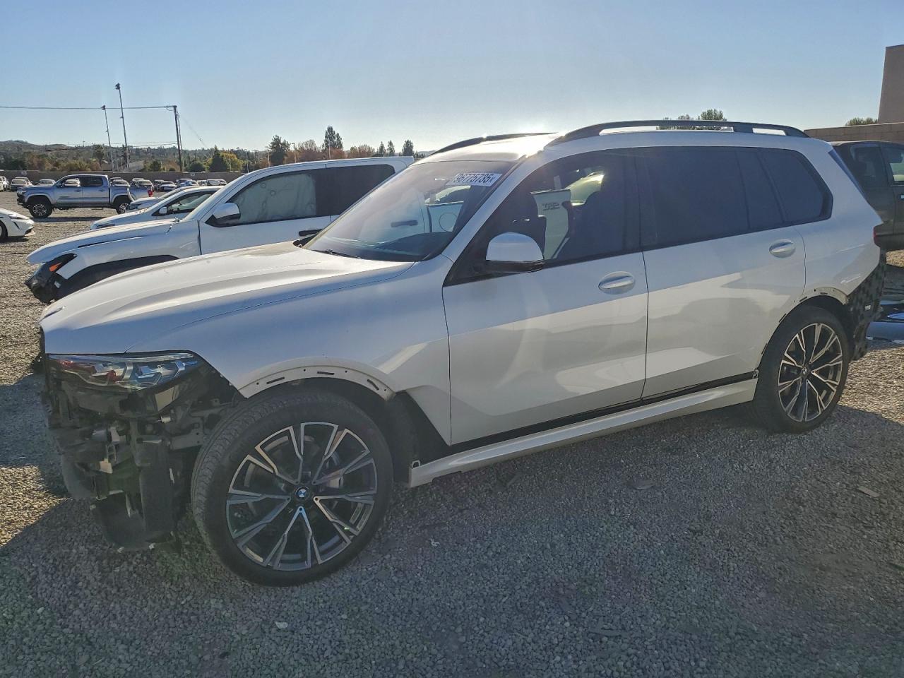 2022 BMW X7