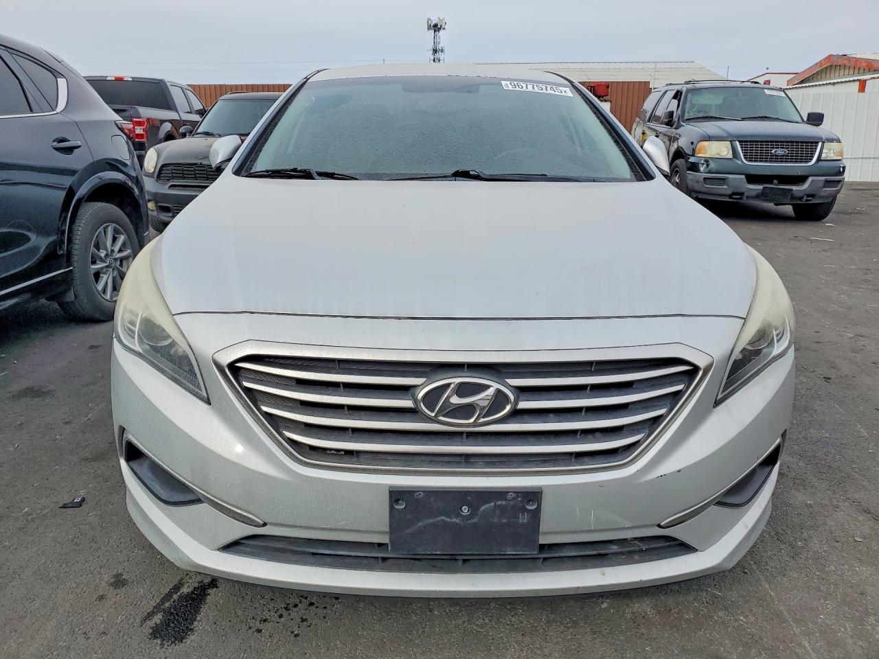2016 HYUNDAI SONATA SE photo 9