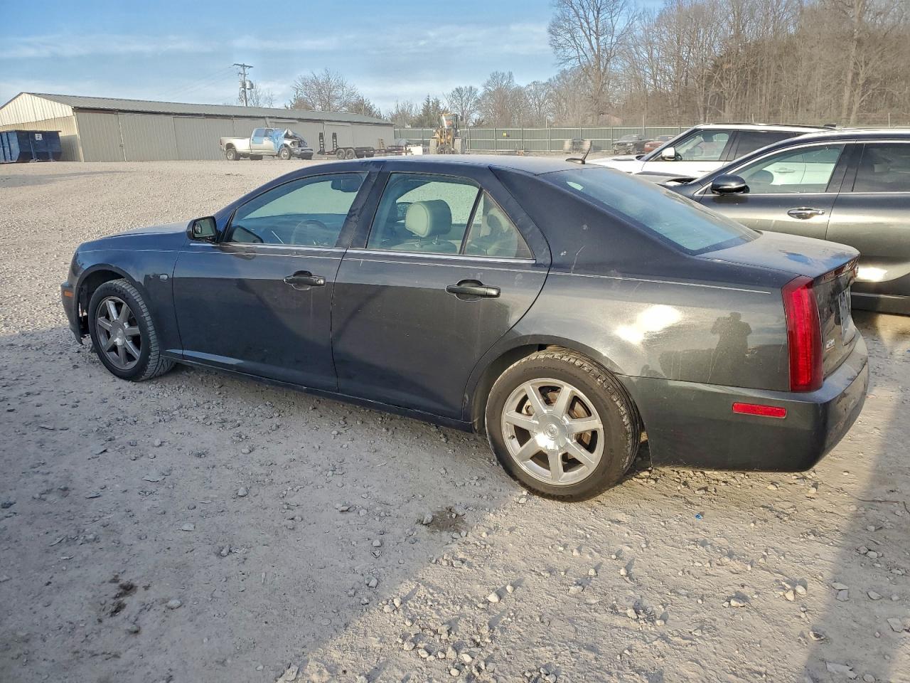 2005 CADILLAC STS photo 2