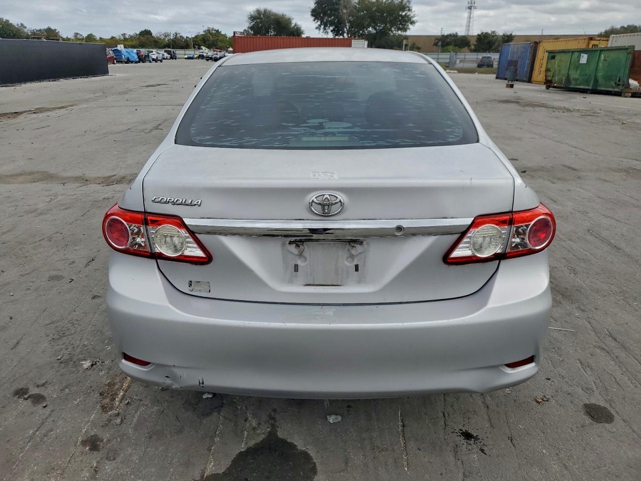 2013 TOYOTA COROLLA BASE photo 6