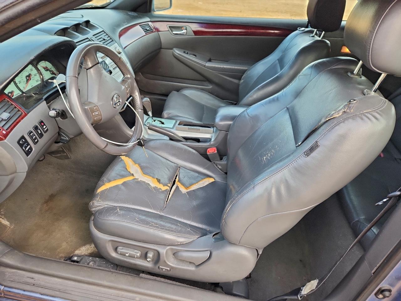 2005 TOYOTA CAMRY SOLARA SE photo 7