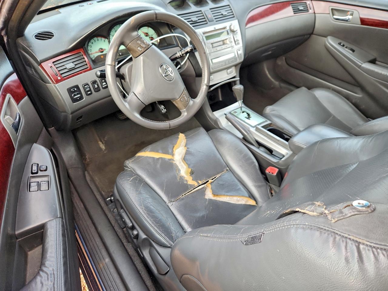 2005 TOYOTA CAMRY SOLARA SE photo 8