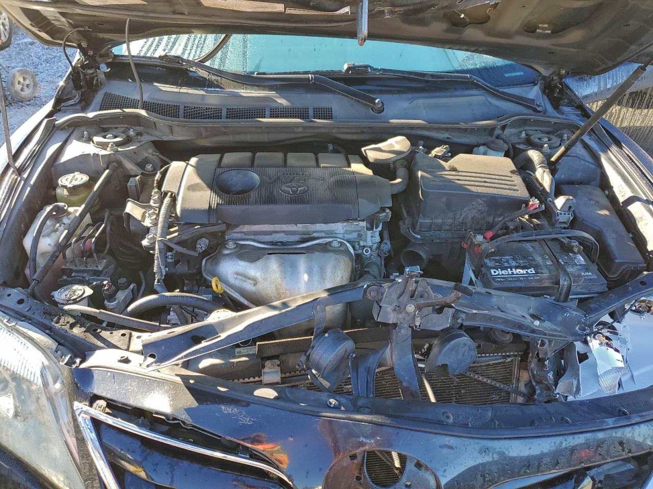 2011 TOYOTA CAMRY BASE photo 11
