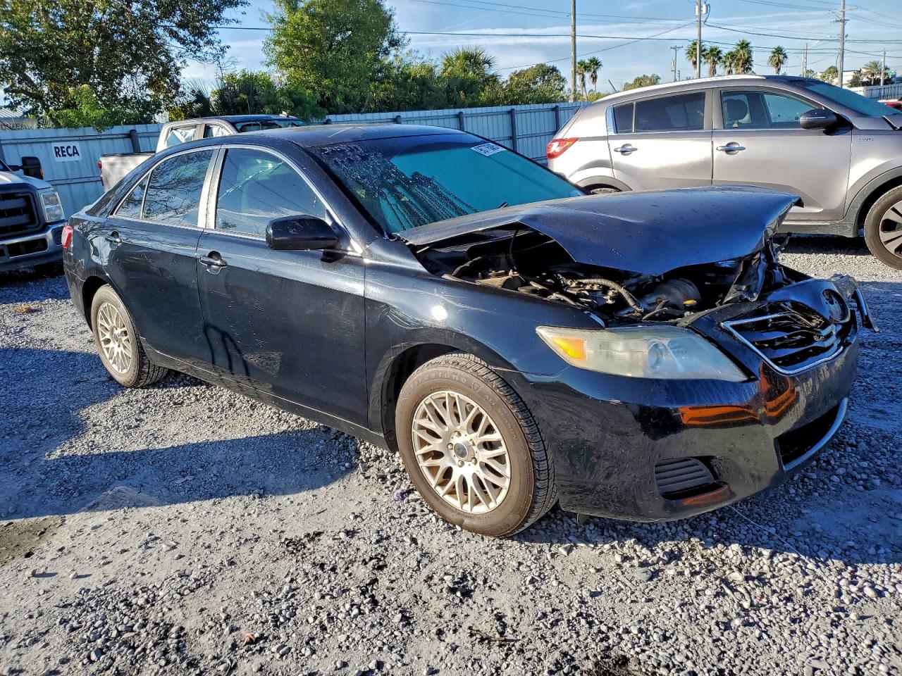 2011 TOYOTA CAMRY BASE photo 4