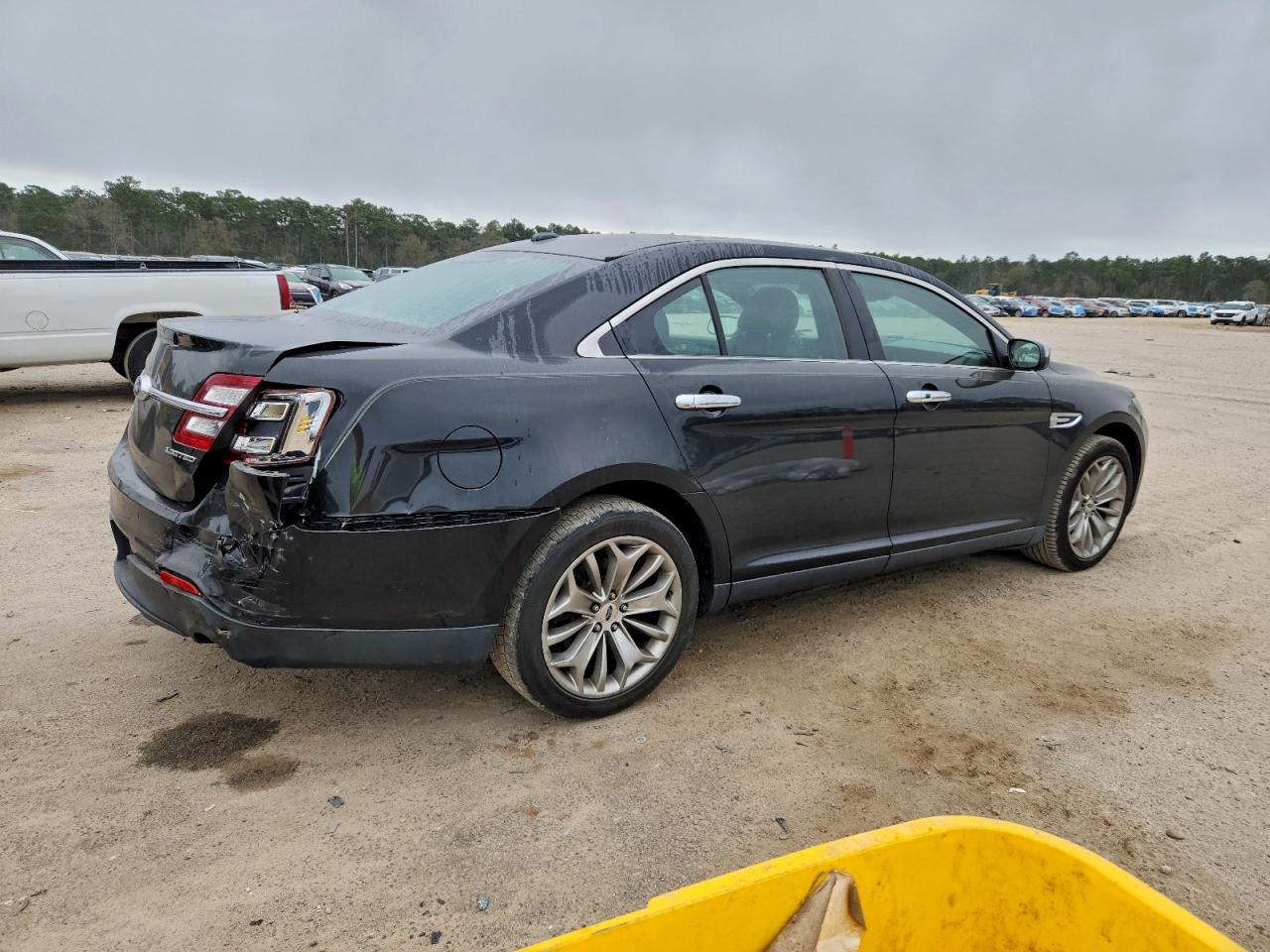 2015 FORD TAURUS LIMITED photo 3