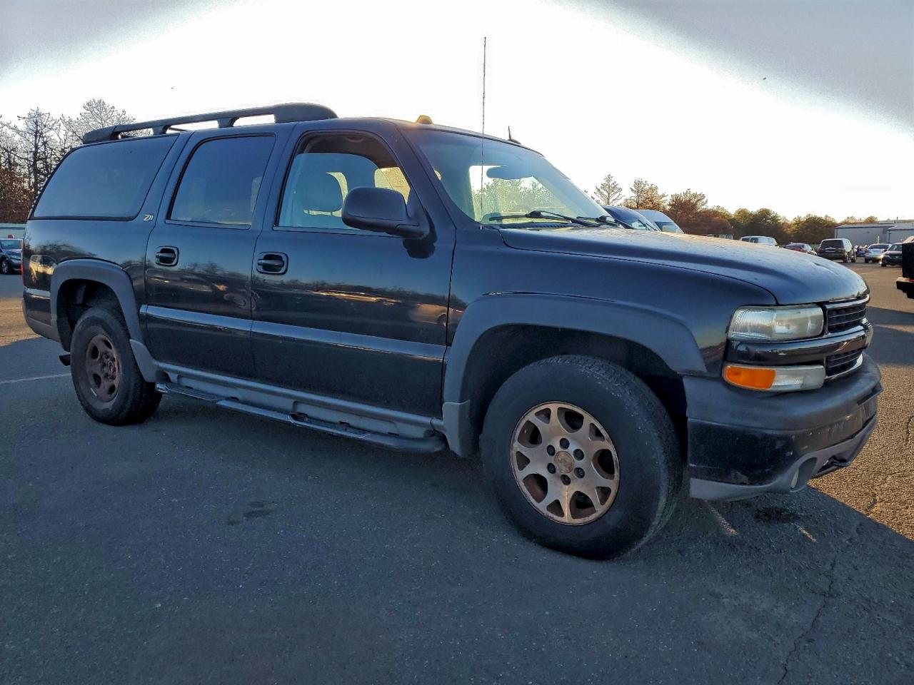 2004 CHEVROLET SUBURBAN K1500 photo 4
