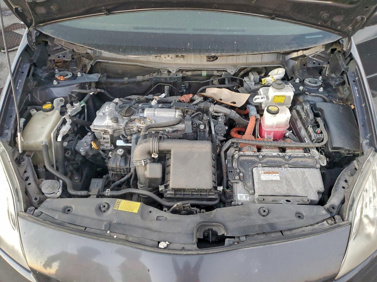 2012 TOYOTA PRIUS photo 11