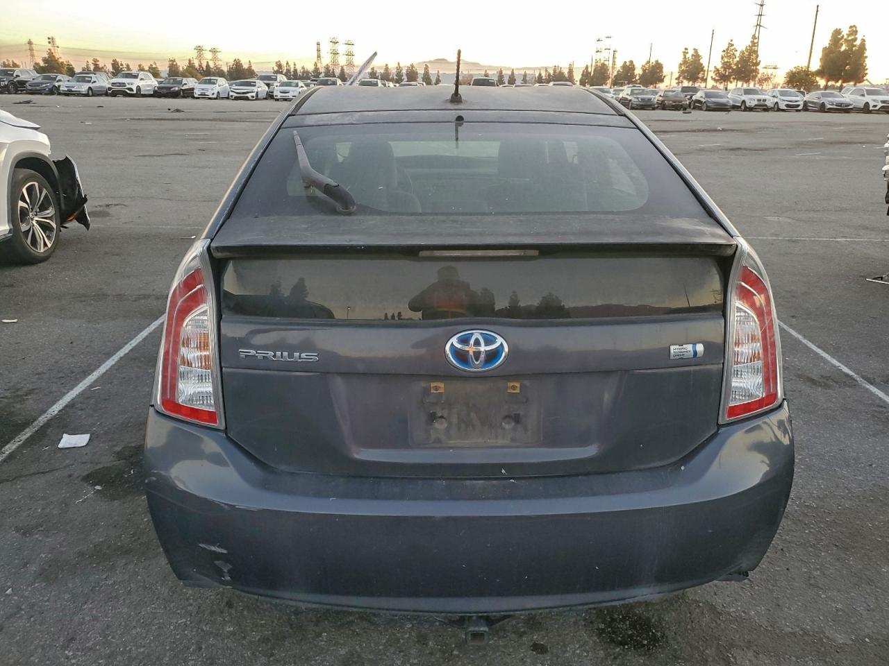 2012 TOYOTA PRIUS photo 6