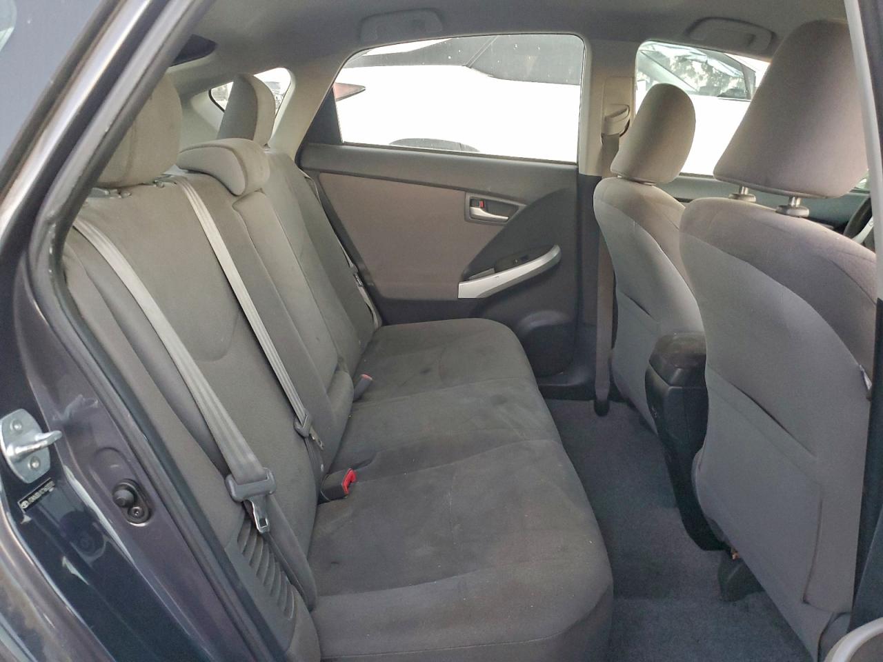 2012 TOYOTA PRIUS photo 10