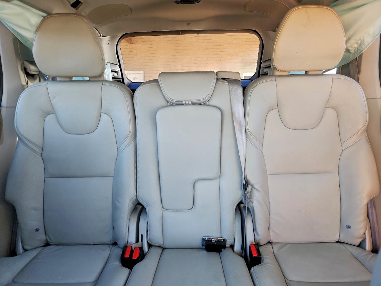 2017 VOLVO XC90 T6 photo 10