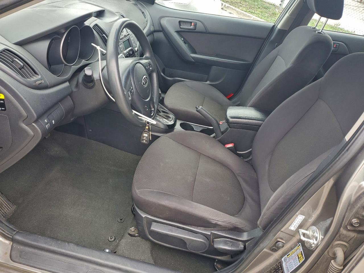 2012 KIA FORTE EX photo 7