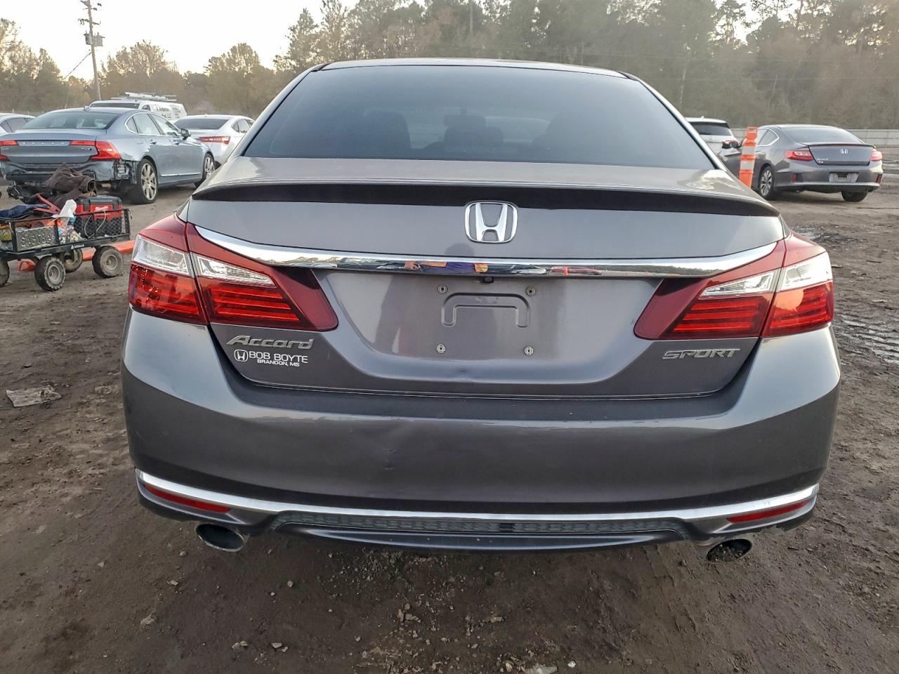 2017 HONDA ACCORD SPORT photo 6