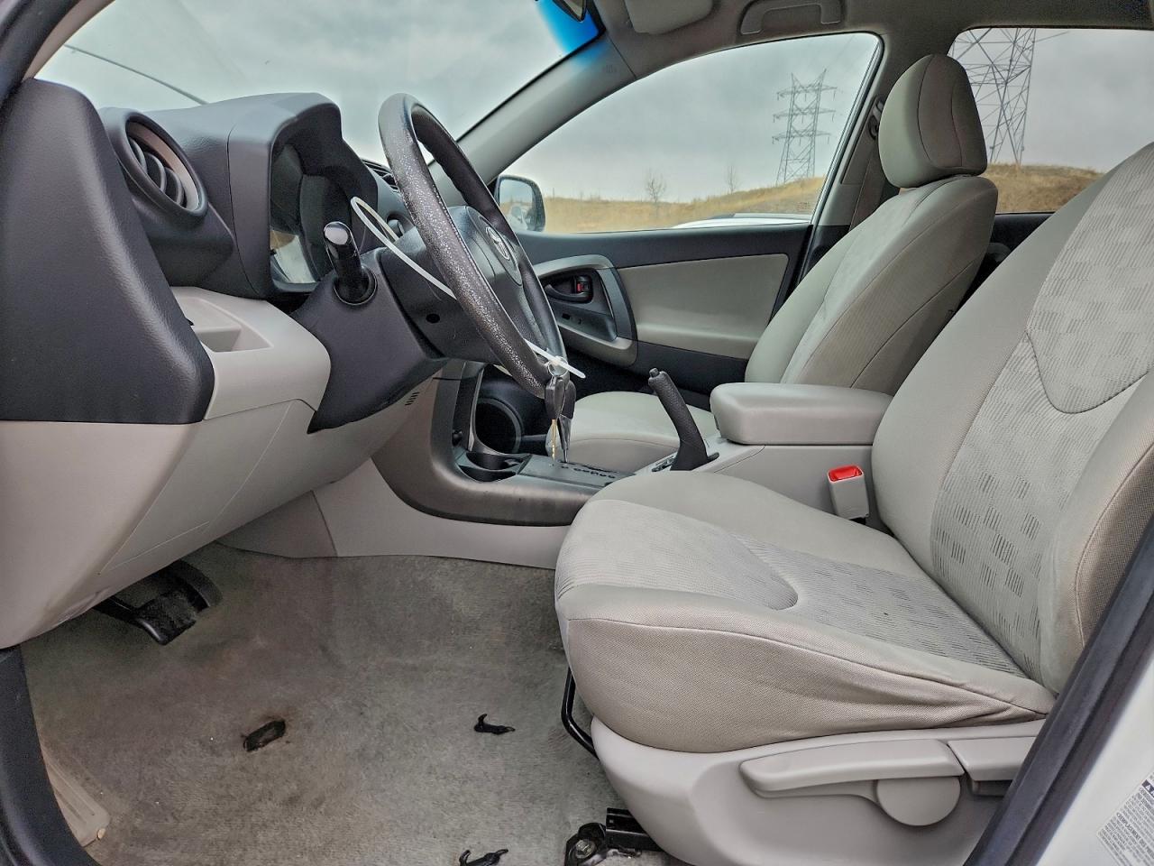 2010 TOYOTA RAV4 photo 7