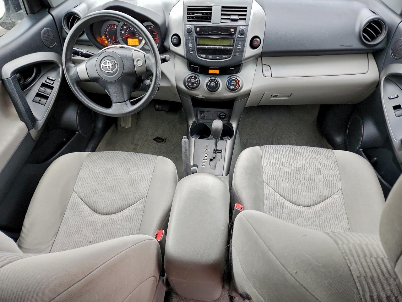 2010 TOYOTA RAV4 photo 8