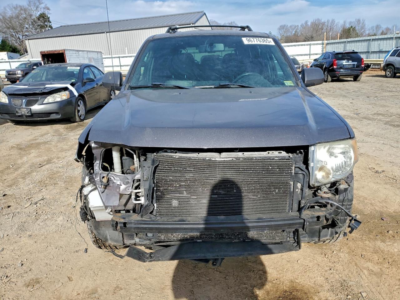 2011 FORD ESCAPE LIMITED photo 5