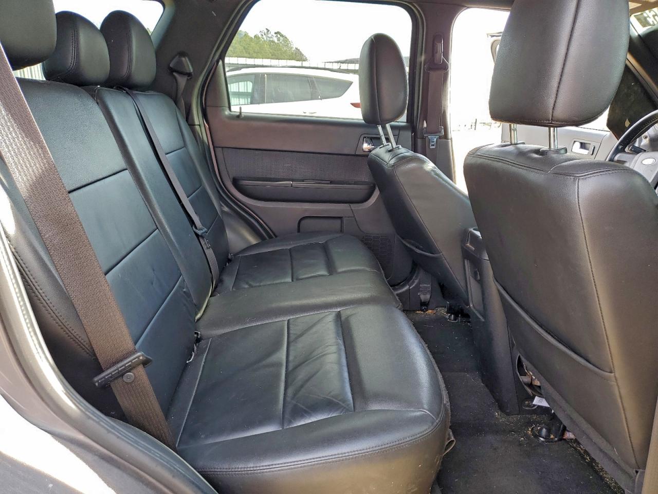 2011 FORD ESCAPE LIMITED photo 11