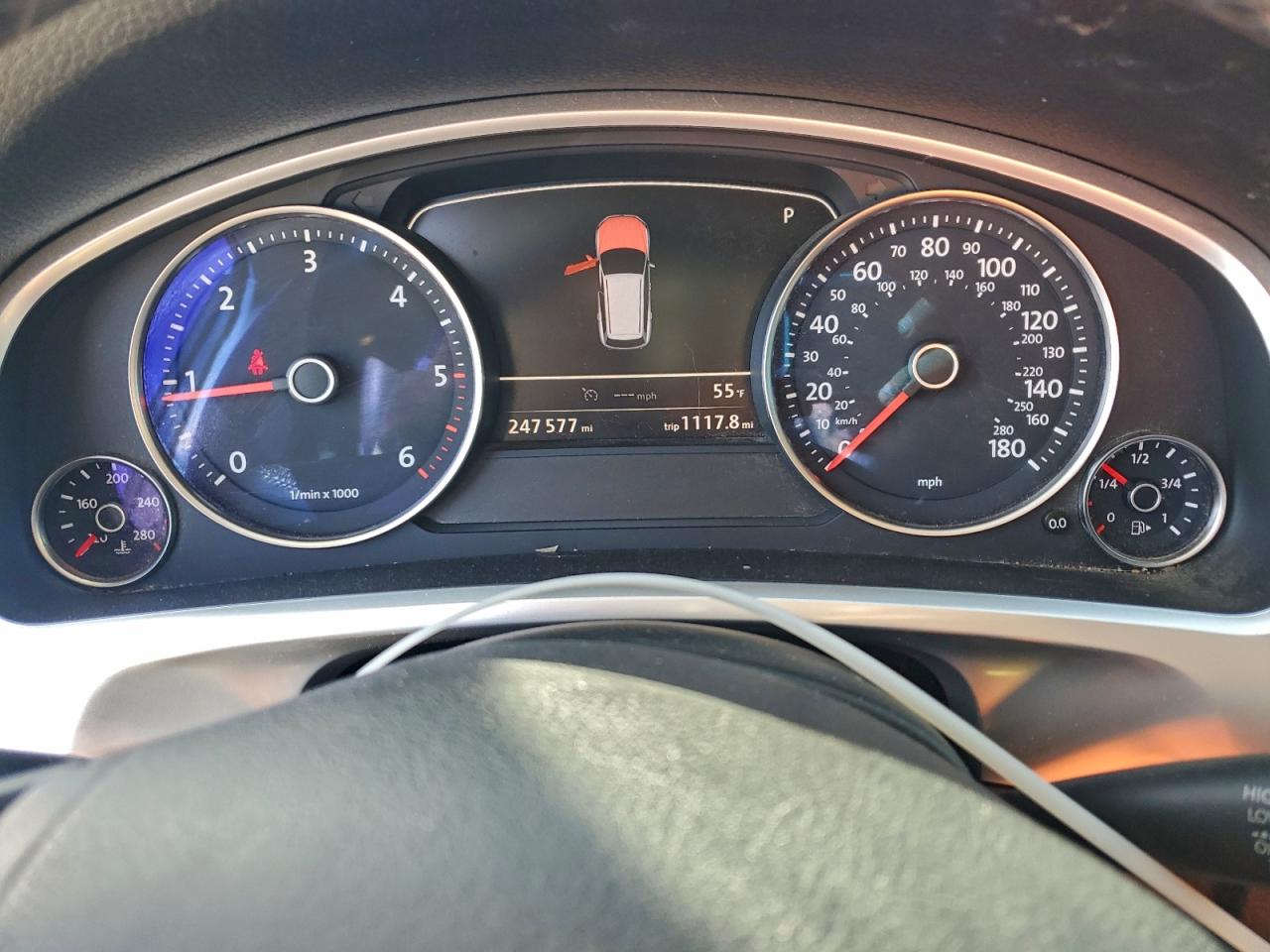 2014 VOLKSWAGEN TOUAREG V6 TDI photo 9