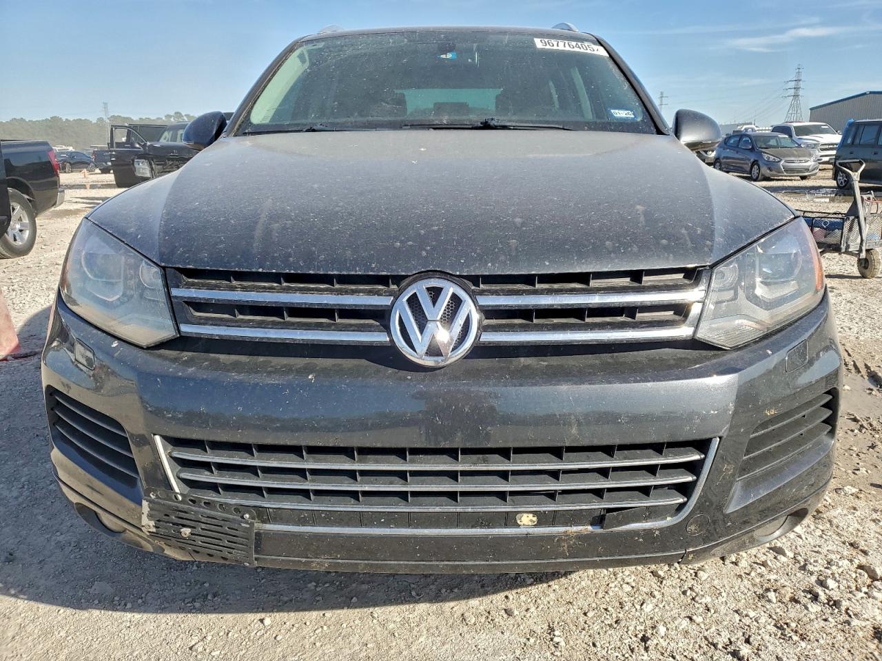 2014 VOLKSWAGEN TOUAREG V6 TDI photo 5