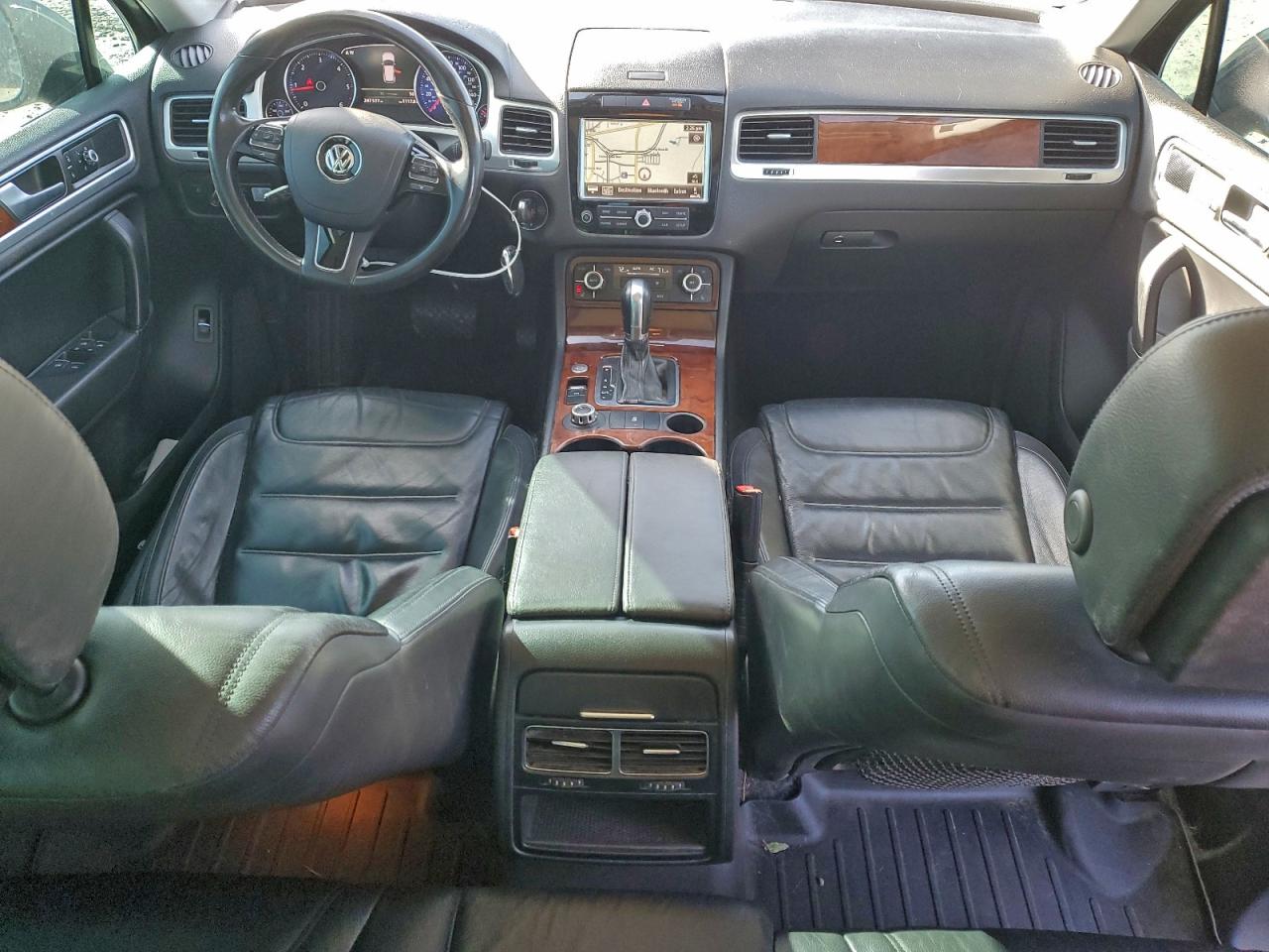 2014 VOLKSWAGEN TOUAREG V6 TDI photo 8