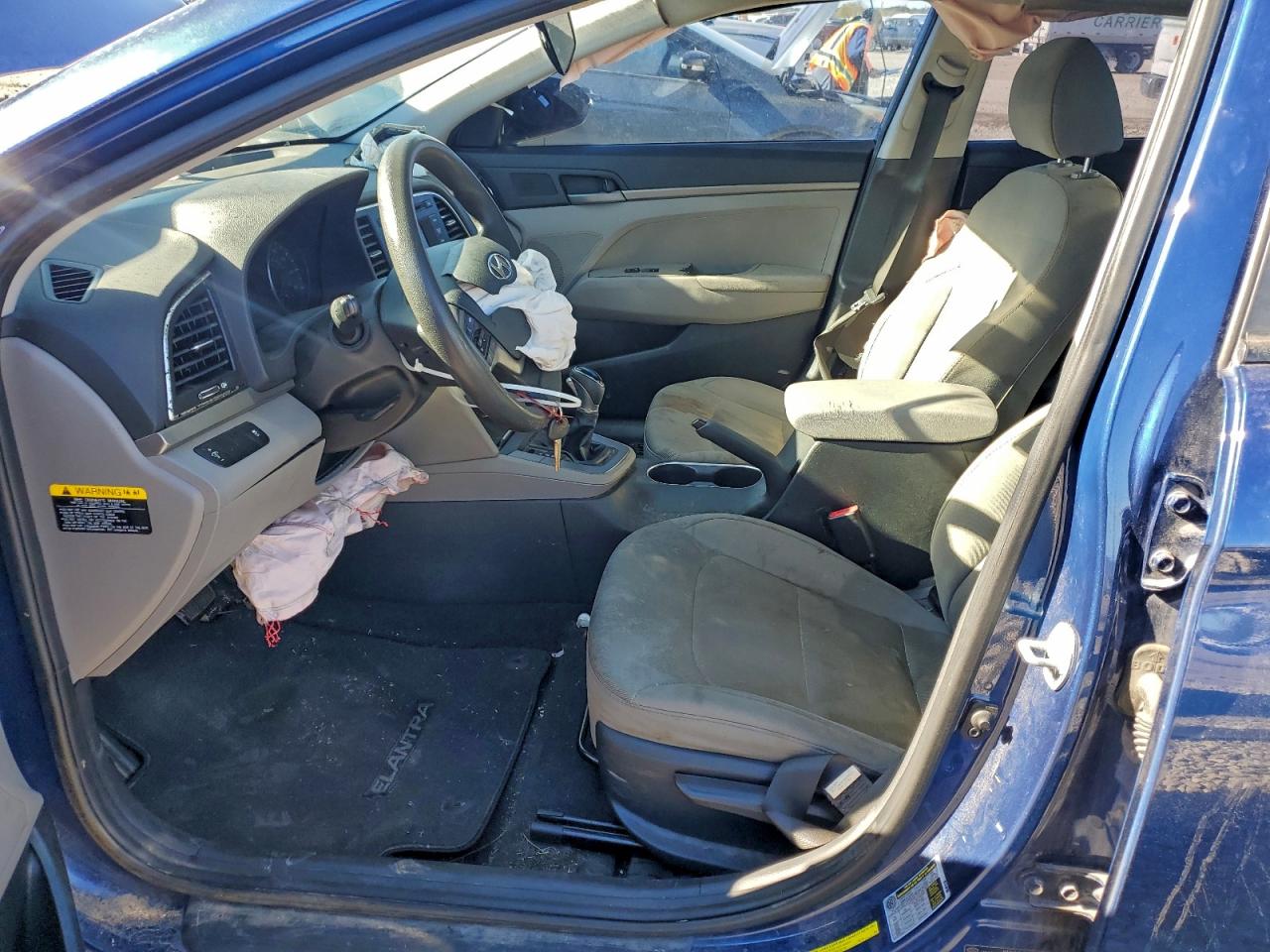 2017 HYUNDAI ELANTRA SE photo 7