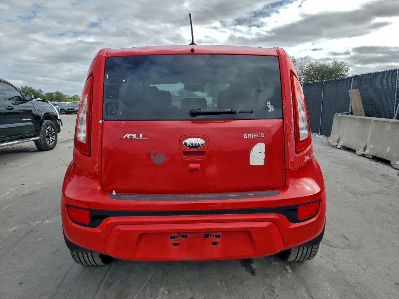 2013 KIA SOUL + photo 6