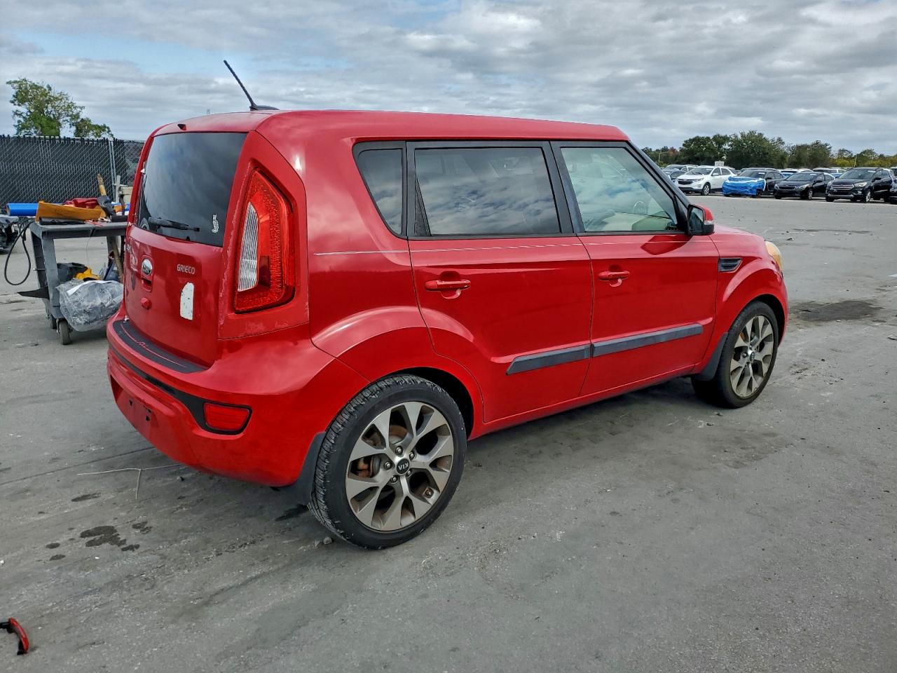 2013 KIA SOUL + photo 3