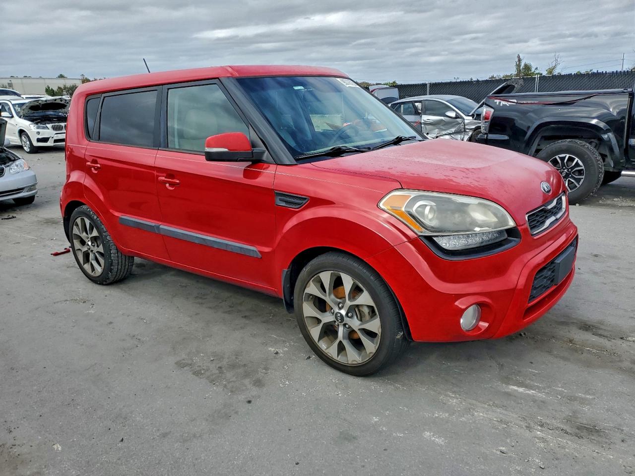 2013 KIA SOUL + photo 4