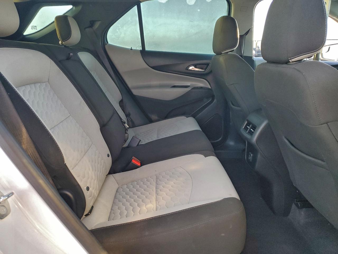 2019 CHEVROLET EQUINOX LS photo 11