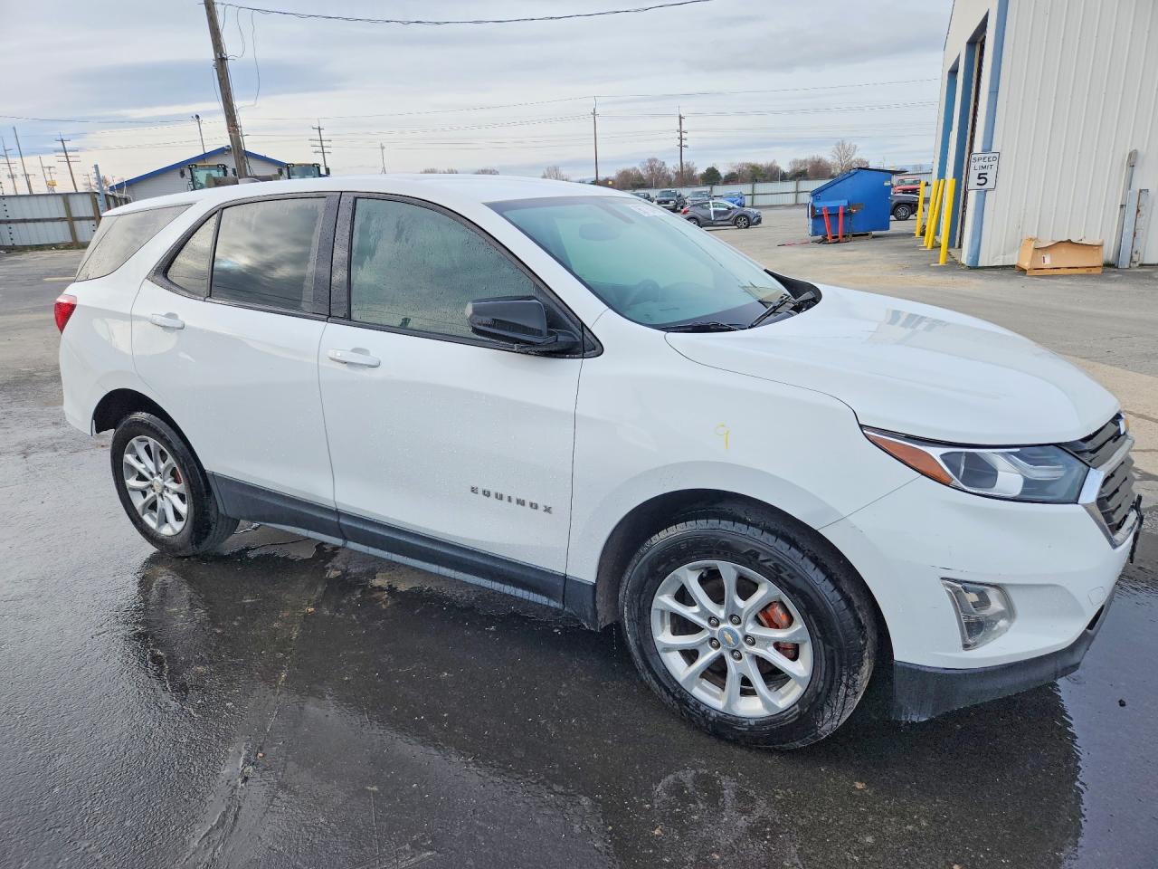 2019 CHEVROLET EQUINOX LS photo 4