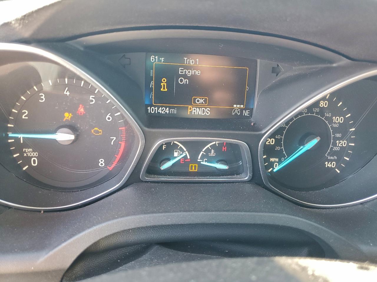 2017 FORD ESCAPE SE photo 9