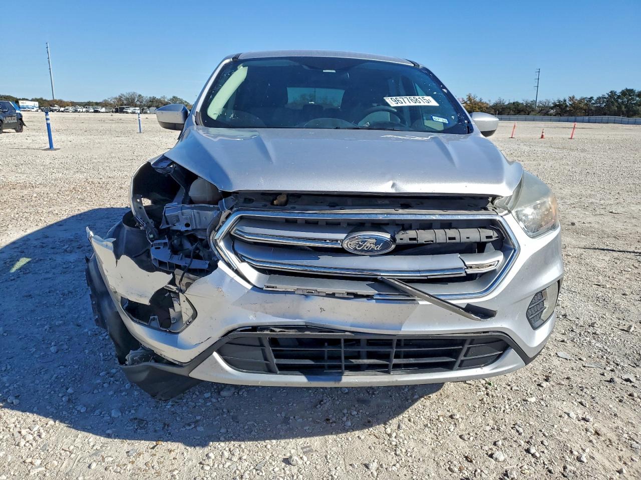 2017 FORD ESCAPE SE photo 5