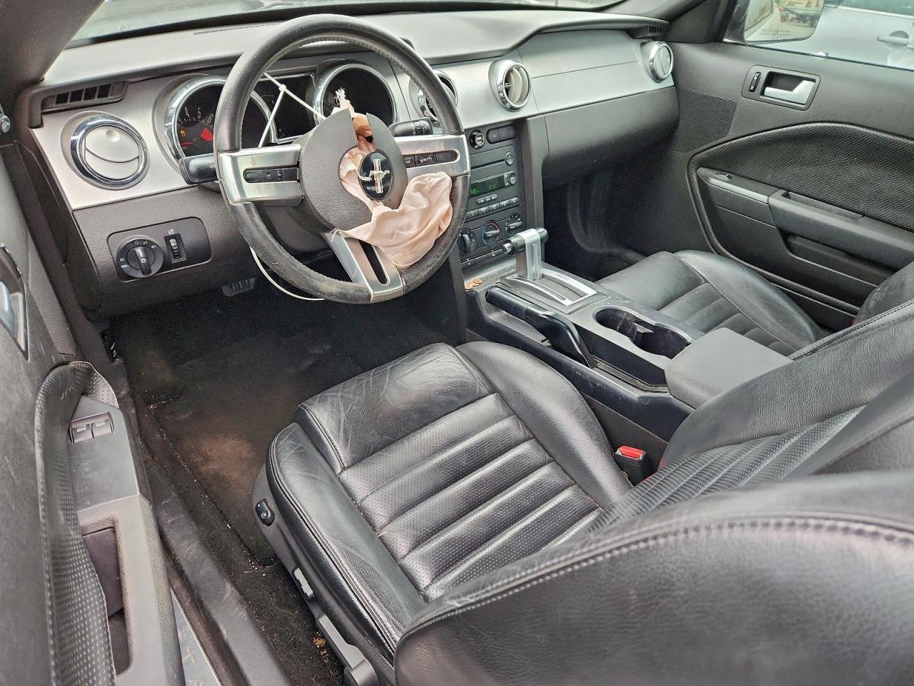 2006 FORD MUSTANG GT photo 8
