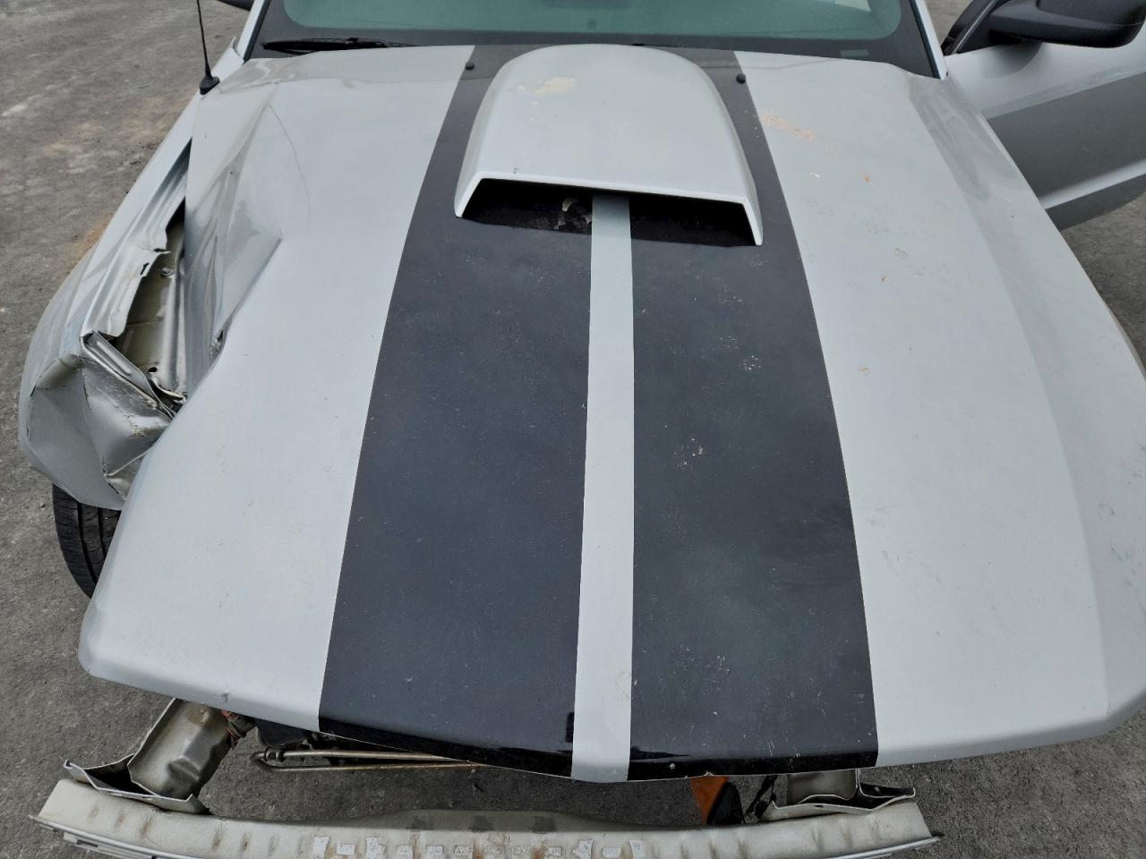 2006 FORD MUSTANG GT photo 11