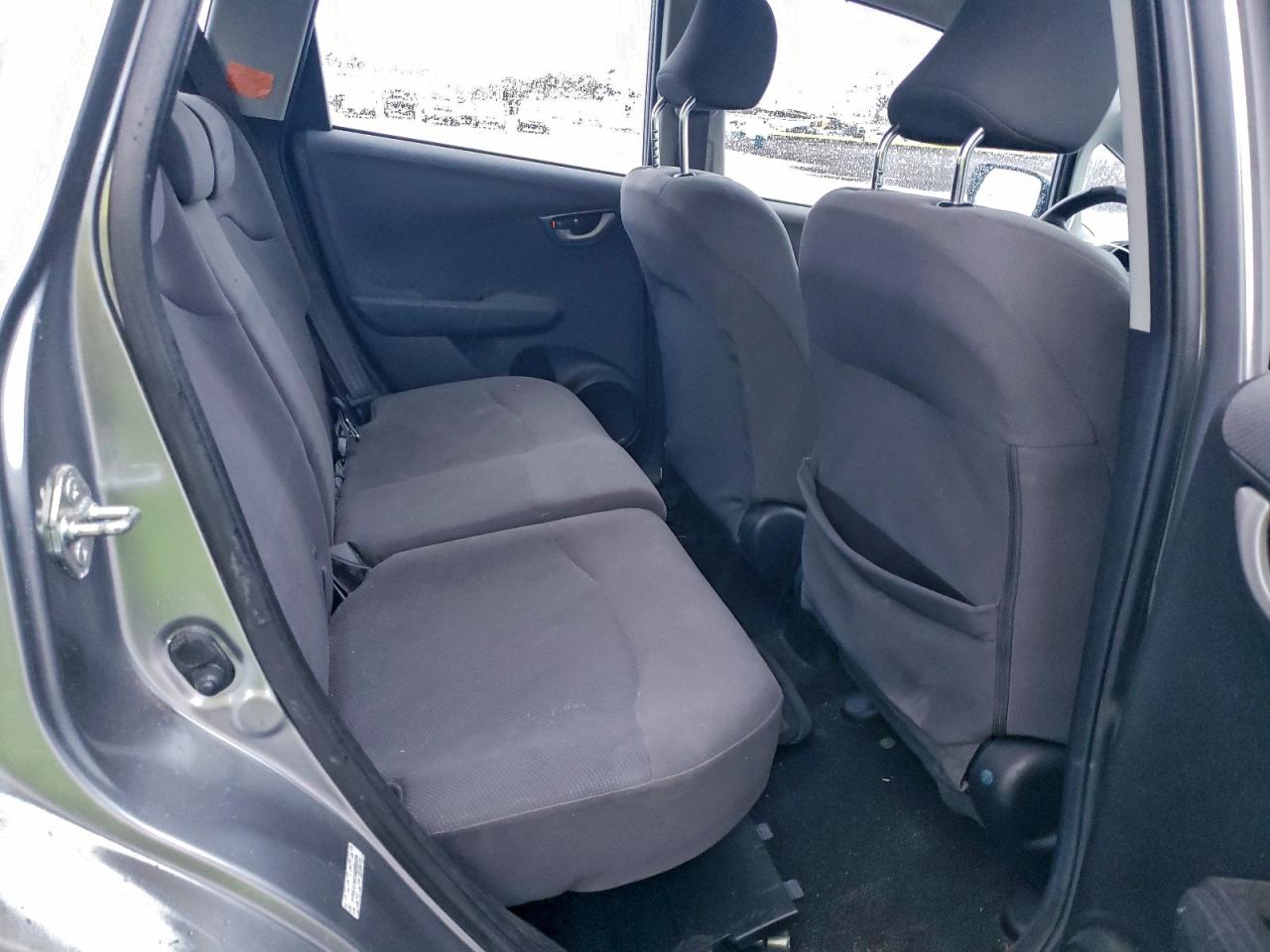 2009 HONDA FIT photo 10