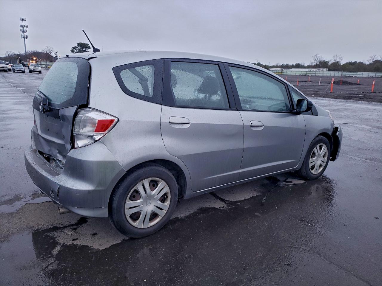 2009 HONDA FIT photo 3