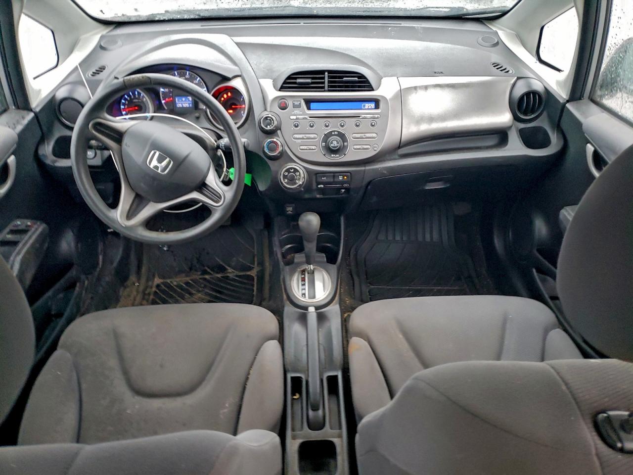 2009 HONDA FIT photo 8