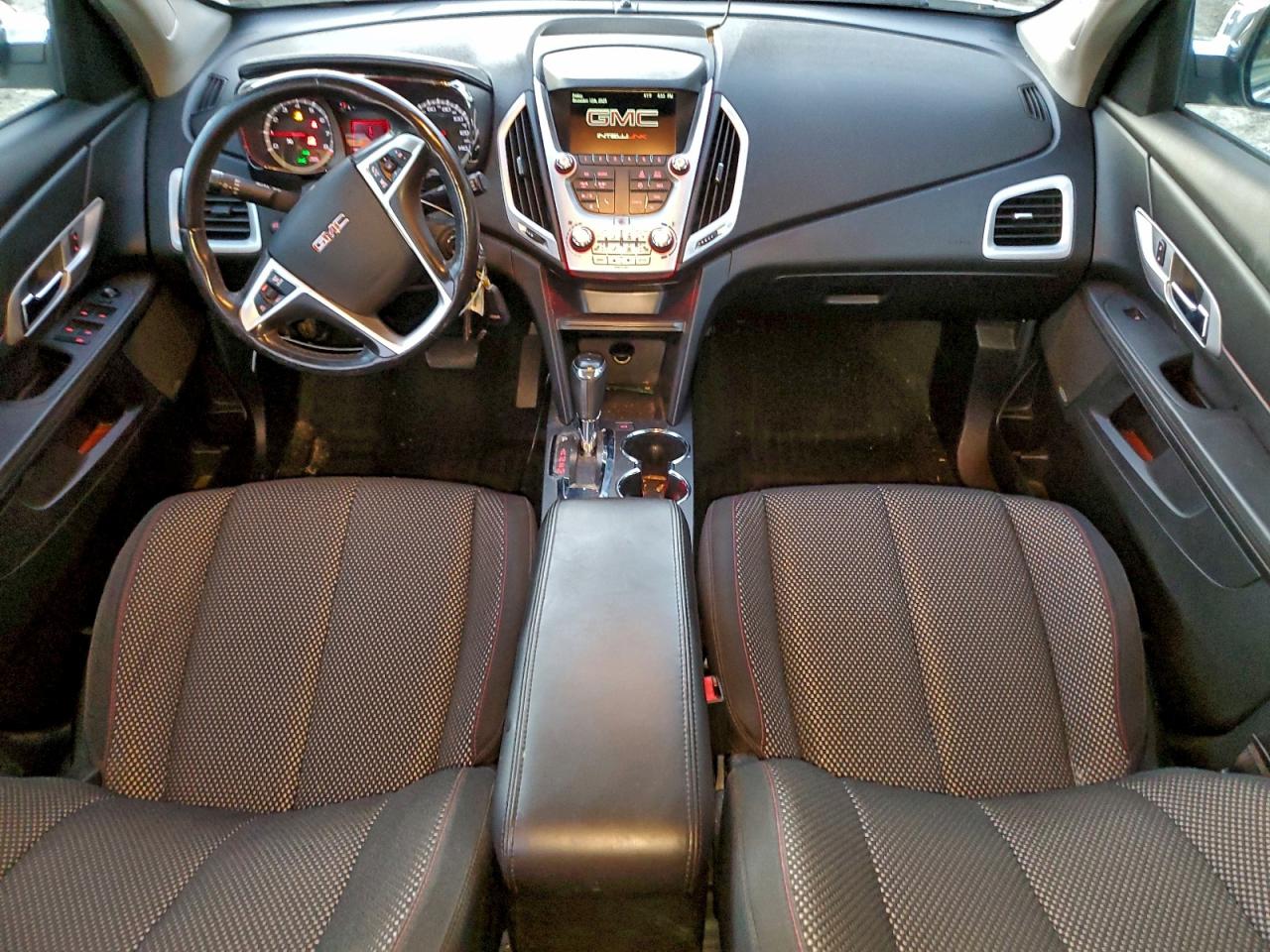 2017 GMC TERRAIN SLE photo 8