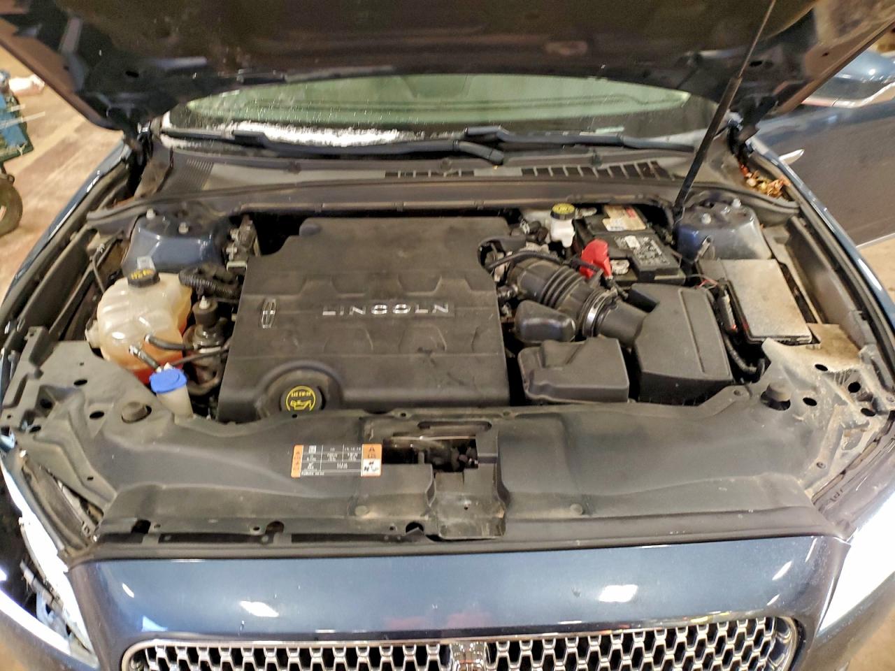 2019 LINCOLN CONTINENTAL SELECT photo 11