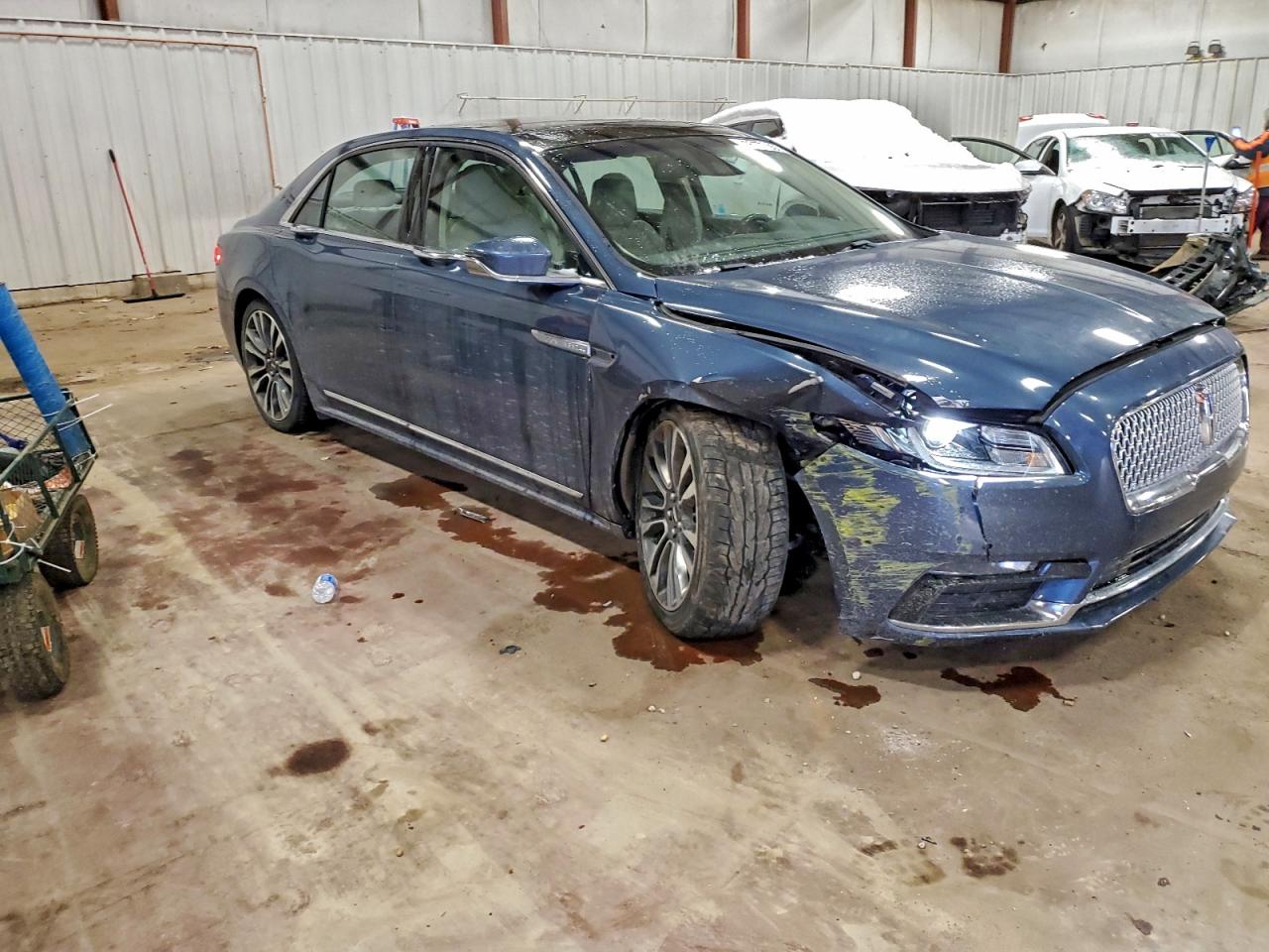 2019 LINCOLN CONTINENTAL SELECT photo 4