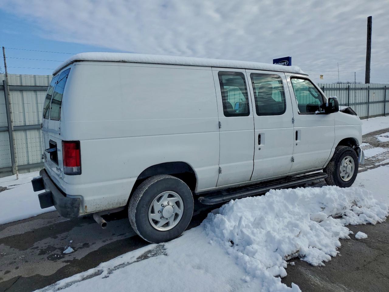 2014 FORD E250 DELIVERY VAN photo 3