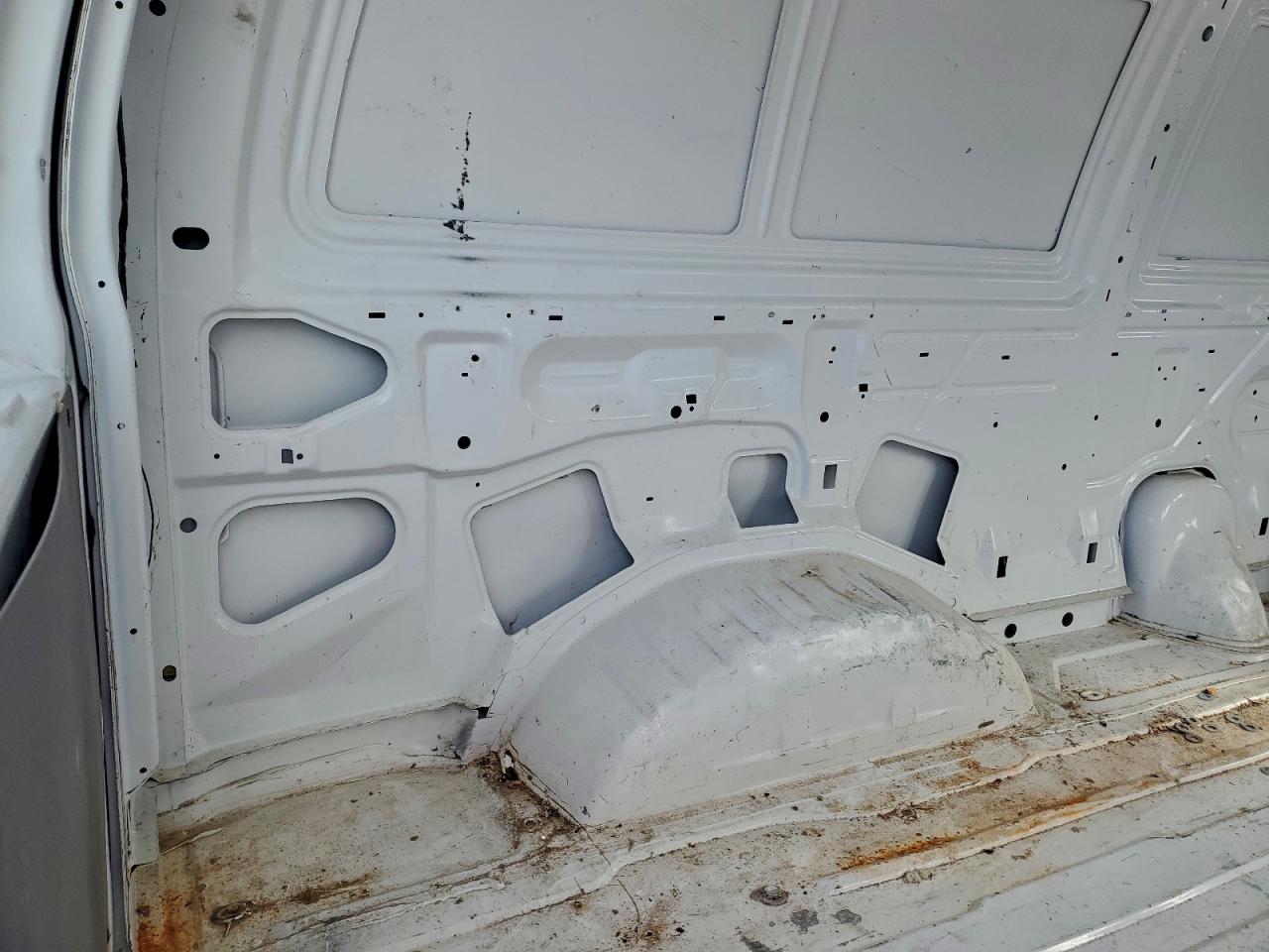 2014 FORD E250 DELIVERY VAN photo 10