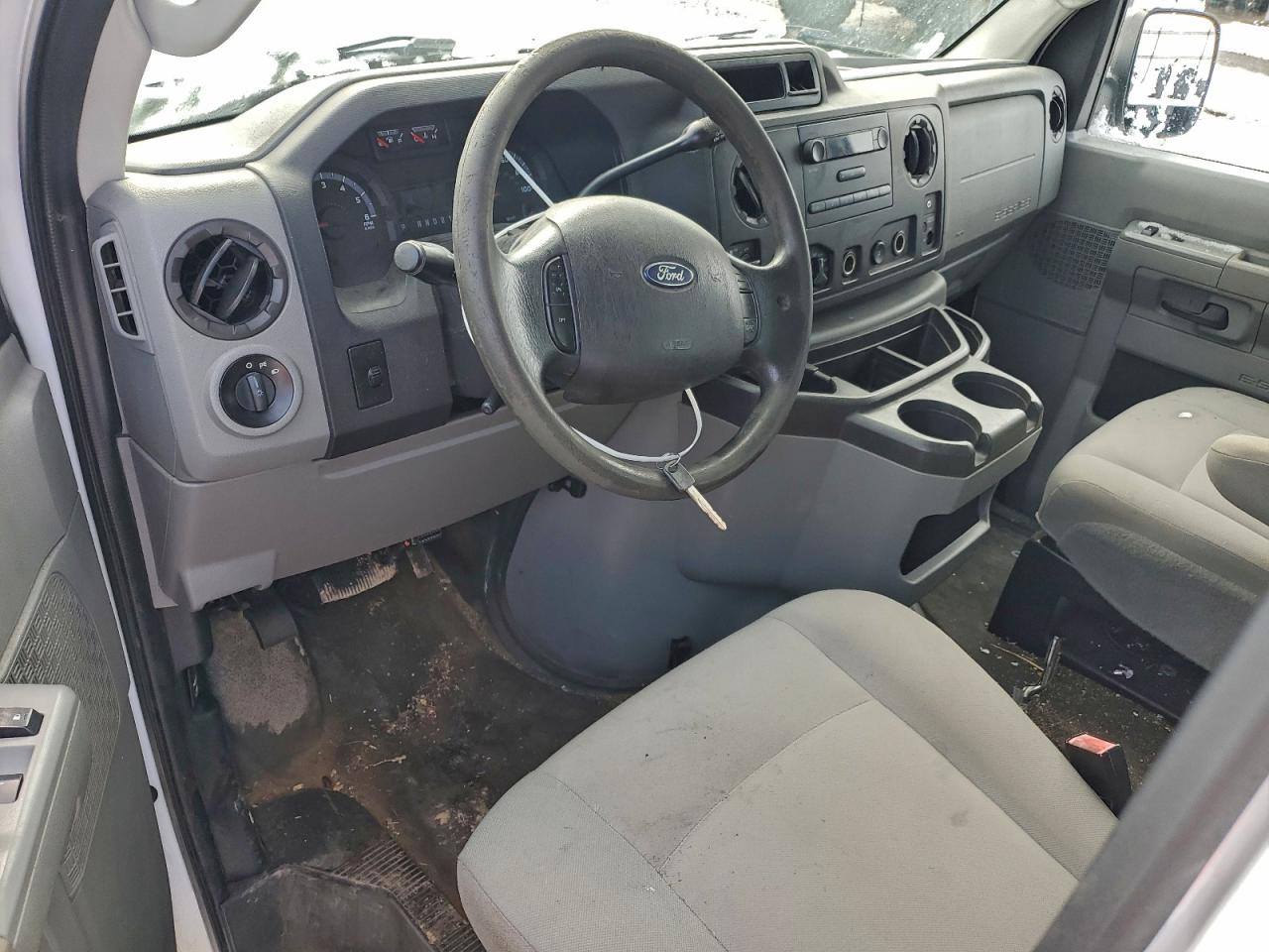 2014 FORD E250 DELIVERY VAN photo 8