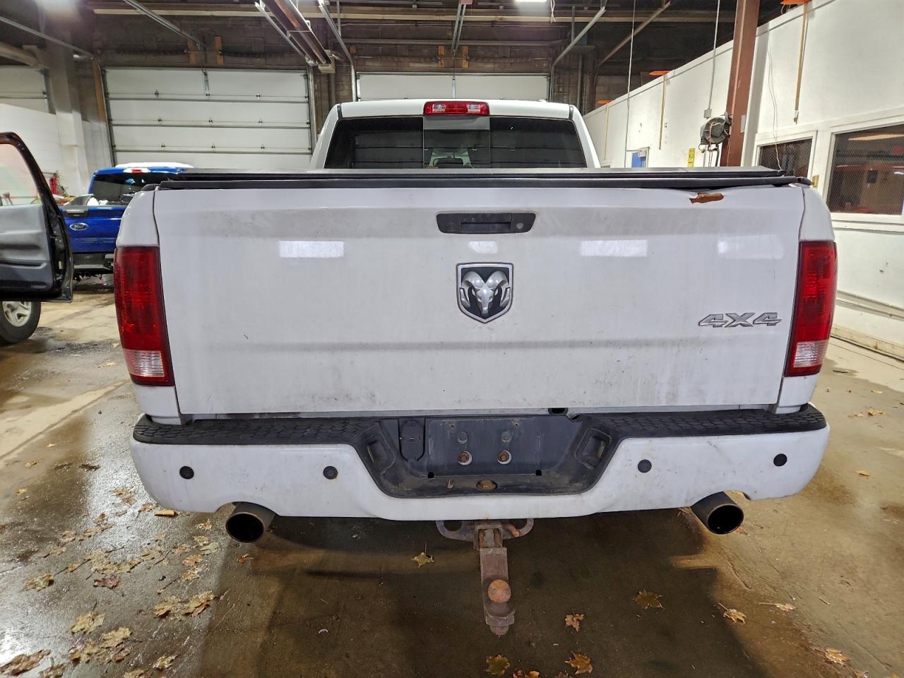 2011 DODGE RAM 1500 photo 6