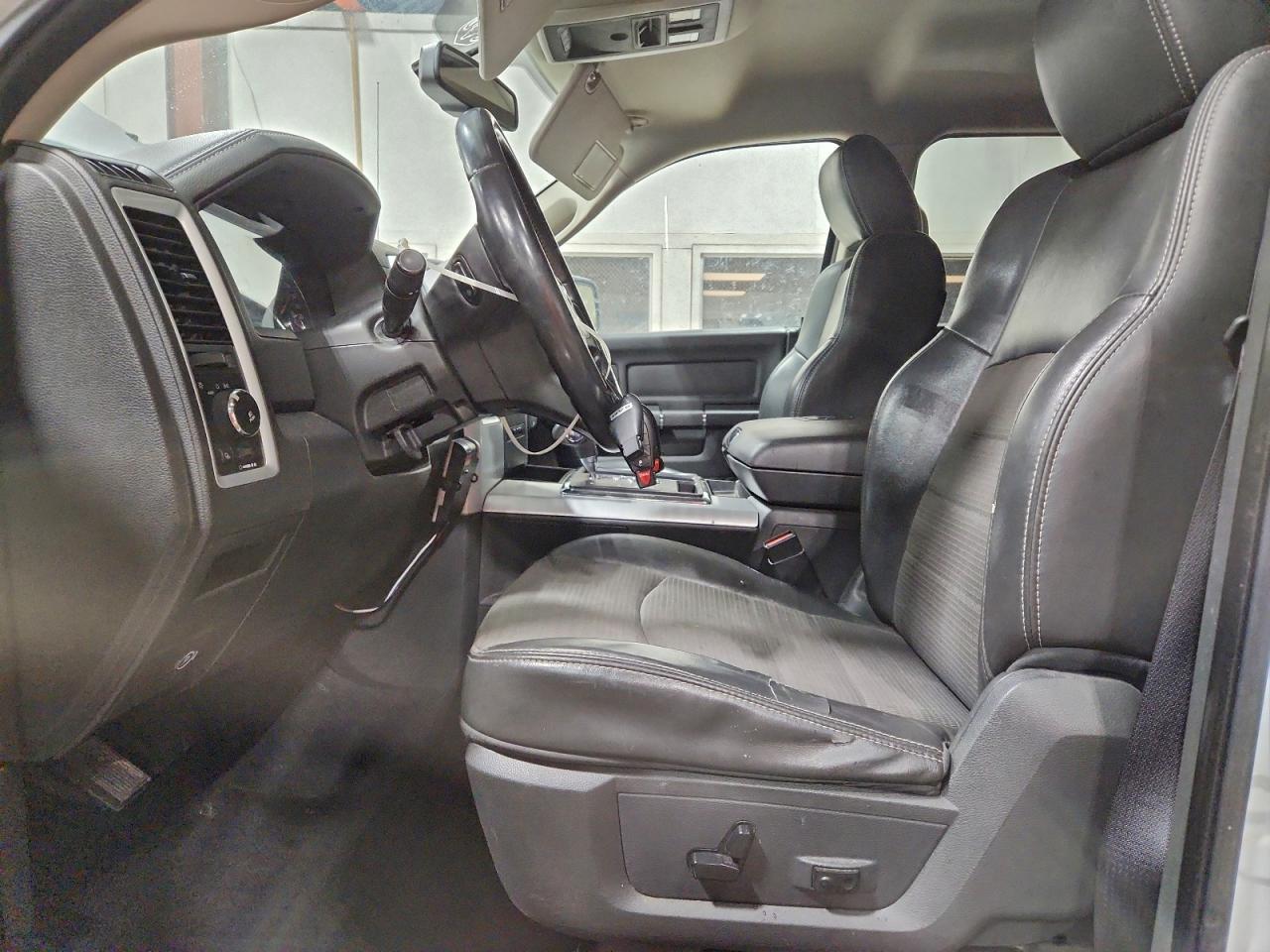 2011 DODGE RAM 1500 photo 7