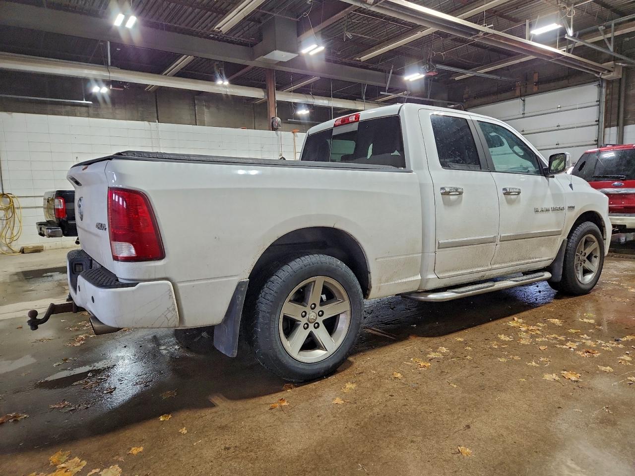 2011 DODGE RAM 1500 photo 3